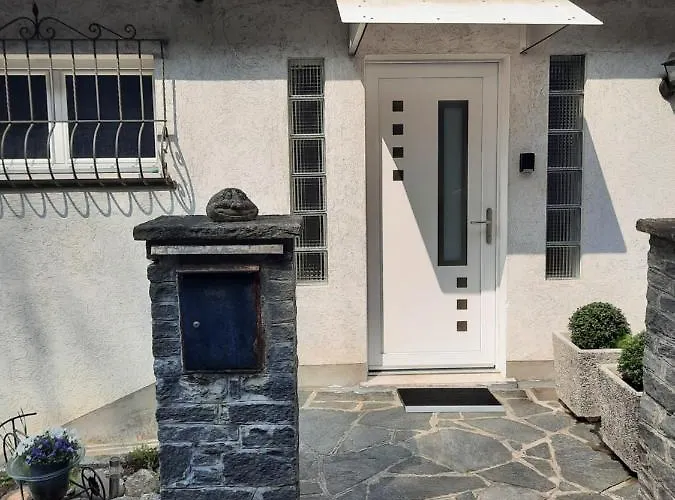 Casa Montana Апартаменты *